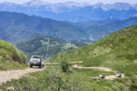 Bez Trwogi Po Bezdrożach Czarnog&oacute;ry